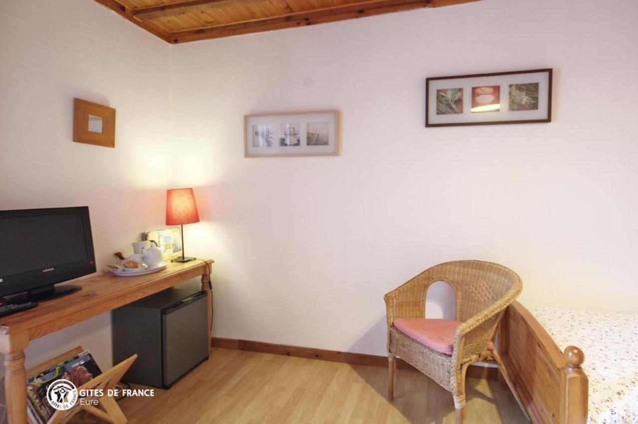 Les Chambres Du Chataignier Lery  Exteriér fotografie